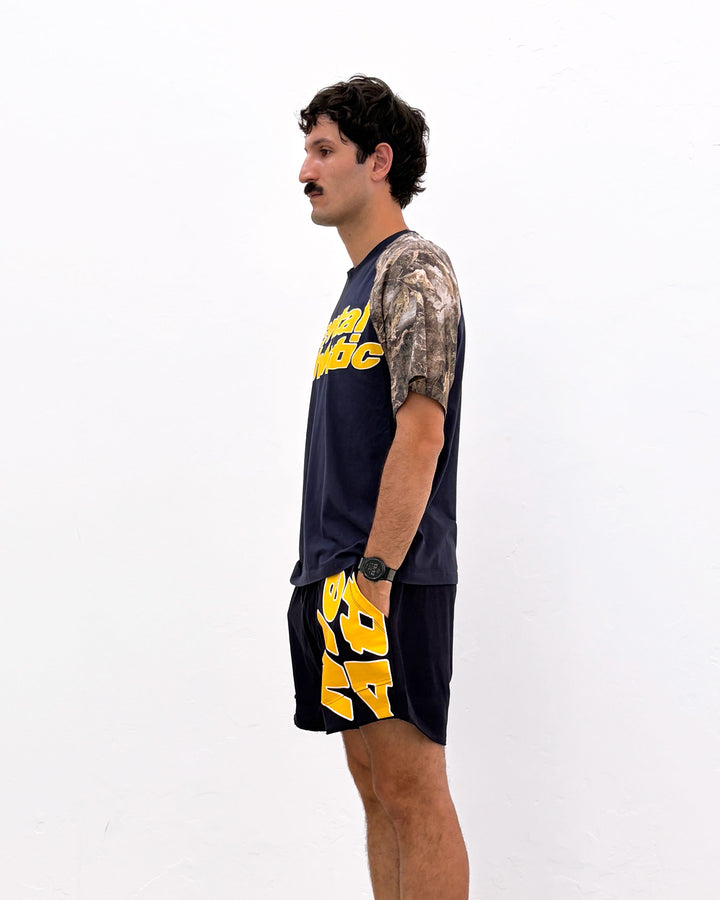 Overlogo Raglan T-Shirt featured media